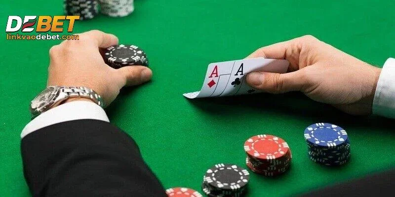 Chiến thuật poker debet cho người mới